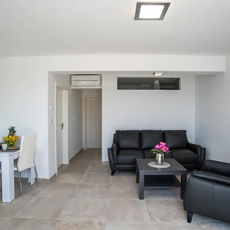 Apartman Elsa Celina